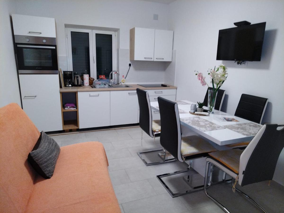 Apartmani Katarina Barbat na Rabu Eksteriør billede