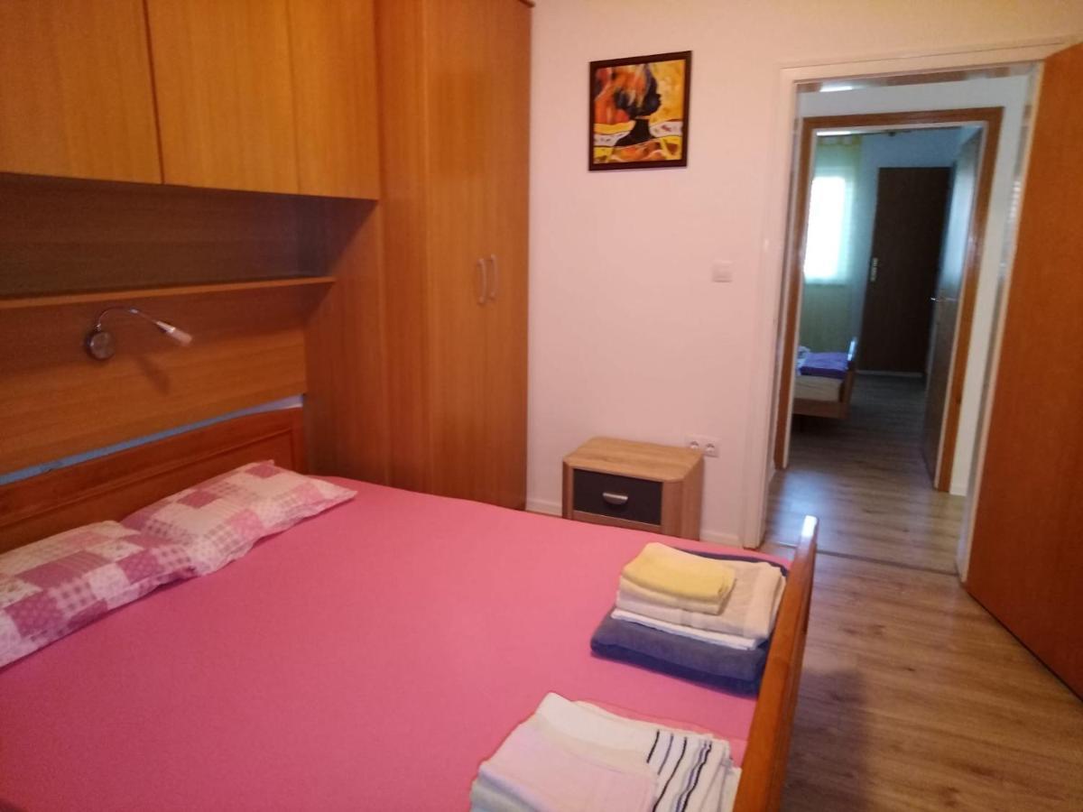 Apartmani Katarina Barbat na Rabu Eksteriør billede
